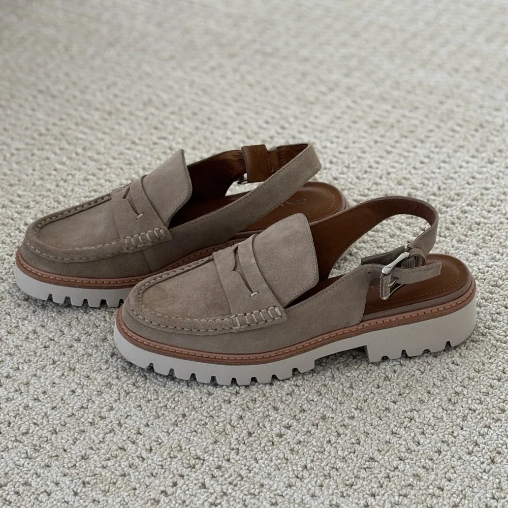Donald Pliner Halie Suede Loafer Taupe Sz 9 - Picture 1 of 7
